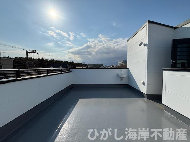 茅ヶ崎市東海岸南3丁目　新築戸建　全3棟のバルコニー|ルーフバルコニー