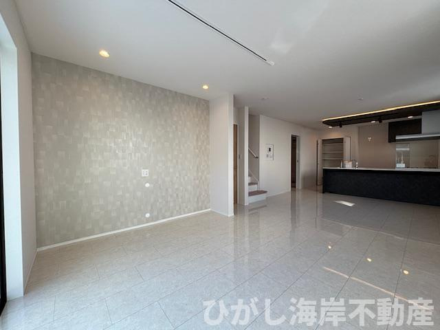 茅ヶ崎市東海岸南3丁目　新築戸建　全3棟のダイニング|20.6帖　床暖房付LDK