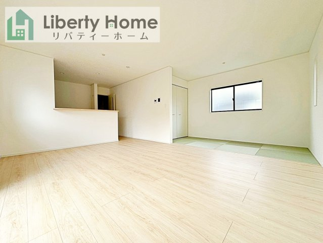 下妻市鬼怒第7　新築戸建の居間・リビング