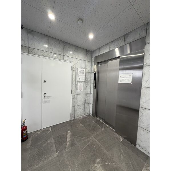 ＳＦＰビルのエントランス