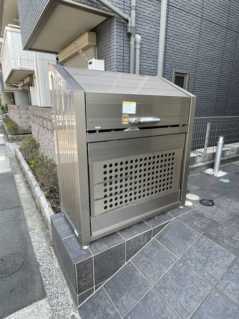 グランソレイユ深川のその他共用部分|★入居者専用ゴミストッカー★