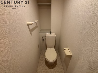 収納棚あり・お風呂トイレ別です