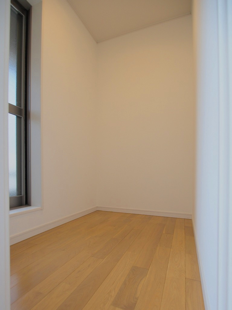 広島市安佐南区祇園７丁目のタウンの収納|写真は104号室のものです。ご参考にご覧下さい。