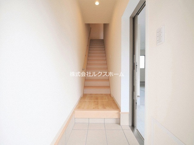 MONO Place 摂津の玄関