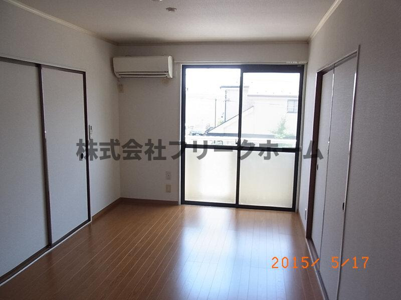 武蔵野市境２丁目のアパートの寝室