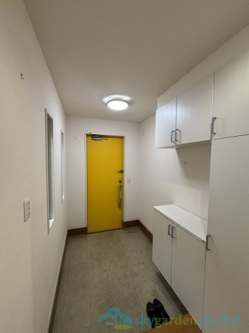 秦野市曽屋　中古戸建の玄関
