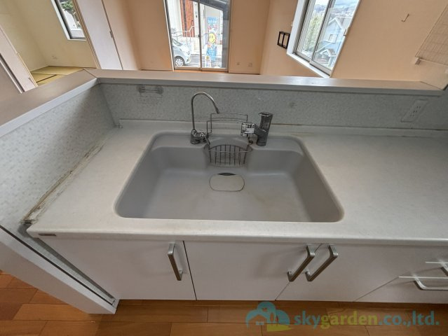 秦野市曽屋　中古戸建のキッチン
