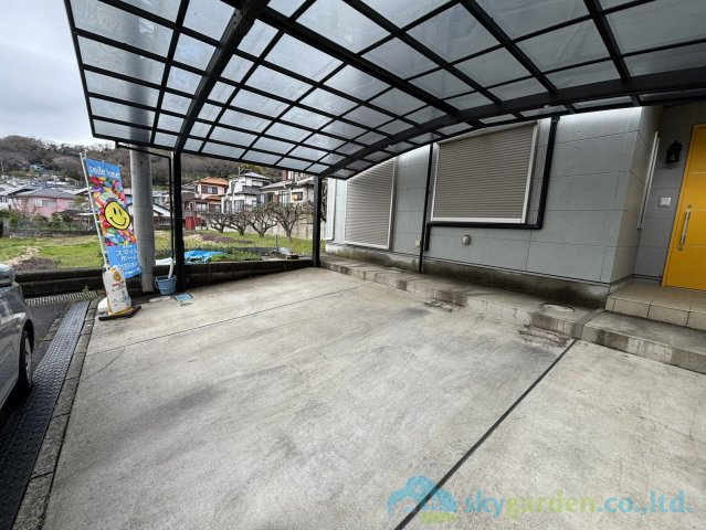 秦野市曽屋　中古戸建の駐車場