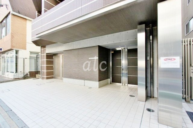 練馬区上石神井１丁目の賃貸マンションのエントランス|メイクスデザイン上石神井