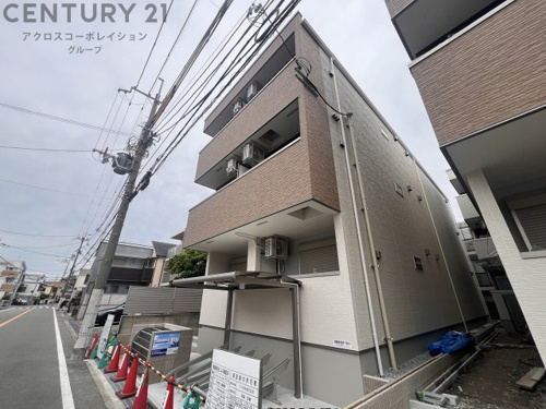 オートロック付で外部からの出入りがなく安心です
