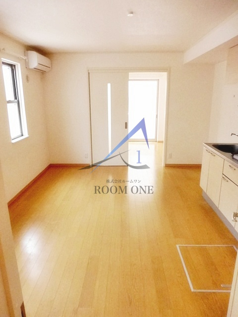 レオーノの居間・リビング|洋室のお部屋です。