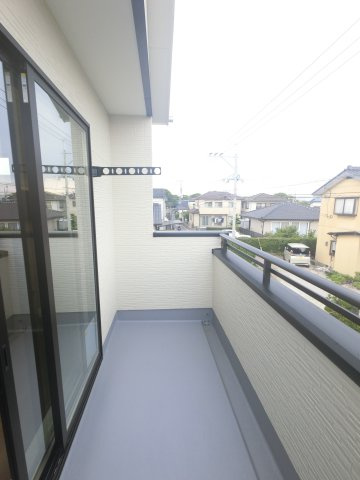 吉野ヶ里町三津5期のバルコニー|外からの目が気にならないバルコニーで洗濯物が干せます