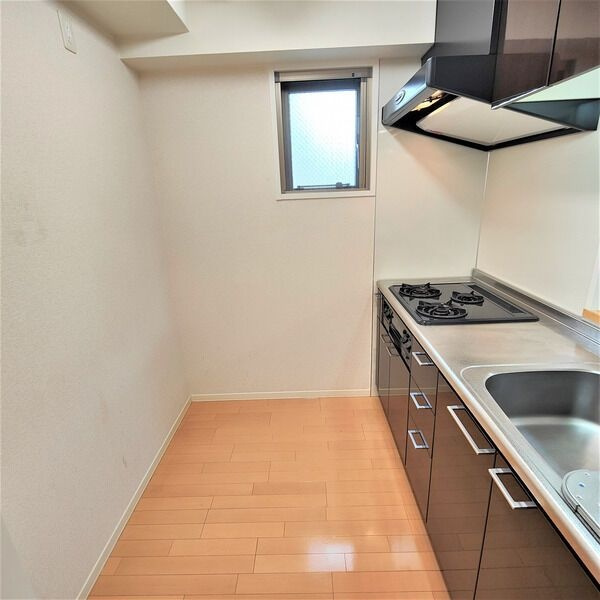 グランシャリオ栄のキッチン