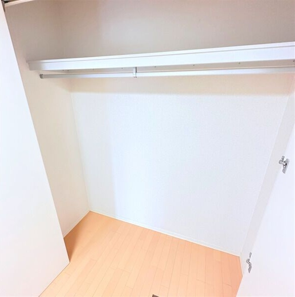 グランシャリオ栄の収納