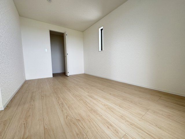 糸満市兼城　第4（全3棟）の洋室|※同仕様写真です