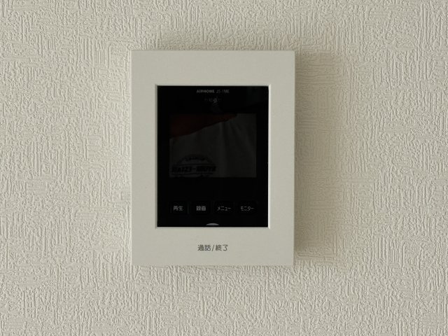 糸満市兼城　第4（全3棟）のセキュリティ|1号棟　TVモニター付きインターフォン♪