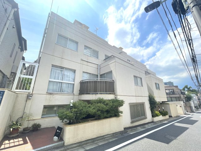 シェトワ白金台　5Fの外観