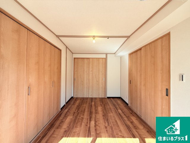 帝塚山中央マンションの洋室|落ち着いた色調の洋室です