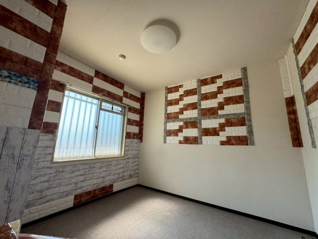 -三丁目不動産-　本庄市千代田2丁目　ホーユウパレス本庄の洋室