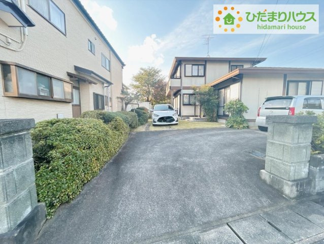 いわき市平赤井比良3丁目　中古戸建　の駐車場