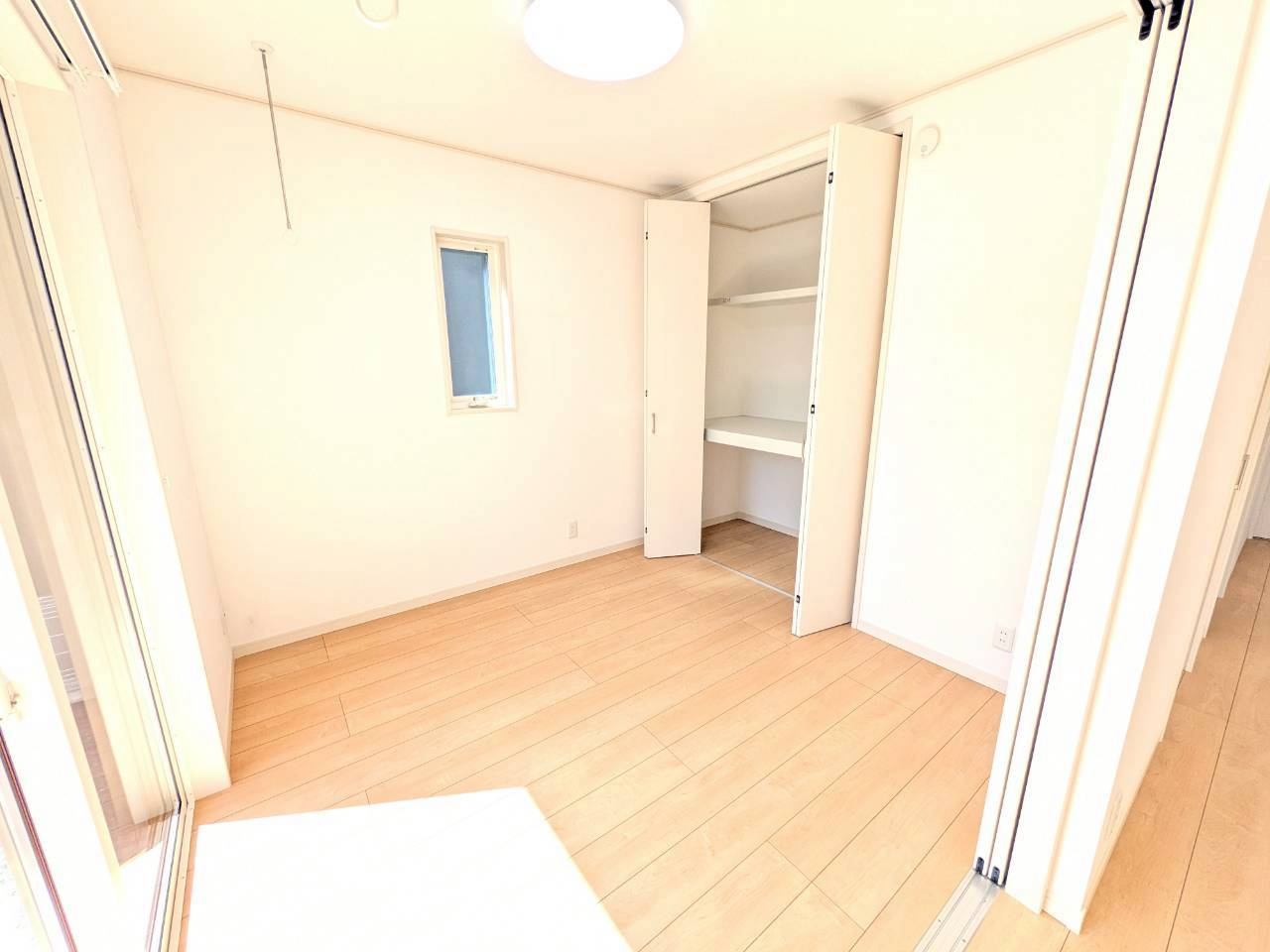 中古戸建ての子供部屋|1階洋室