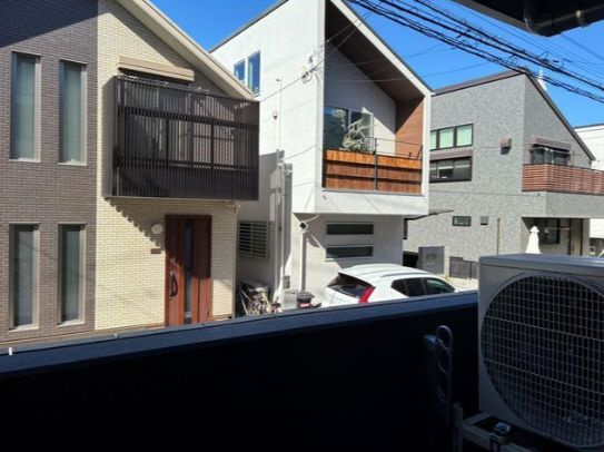 【バルコニー】La Perla 桜新町
