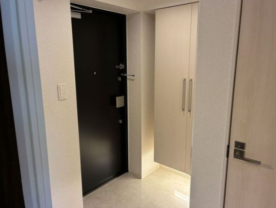【玄関】La Perla 桜新町