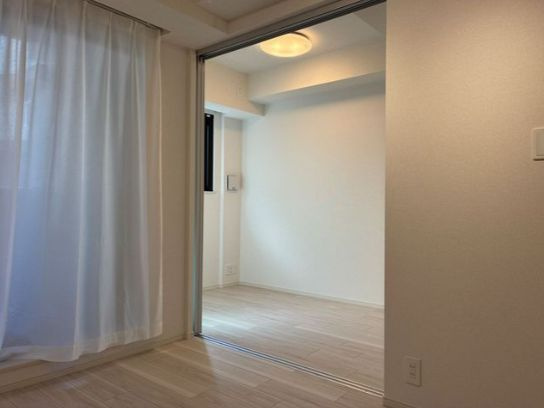 【寝室】La Perla 桜新町