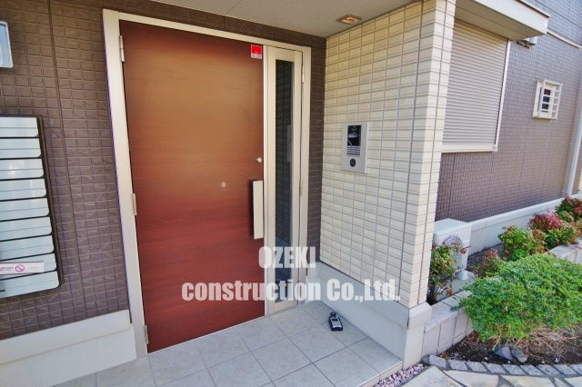 ロイジェントパークスレイクタウンⅢ Oのエントランス