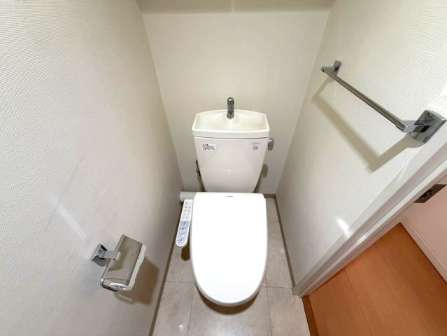 サーパス保田窪のトイレ