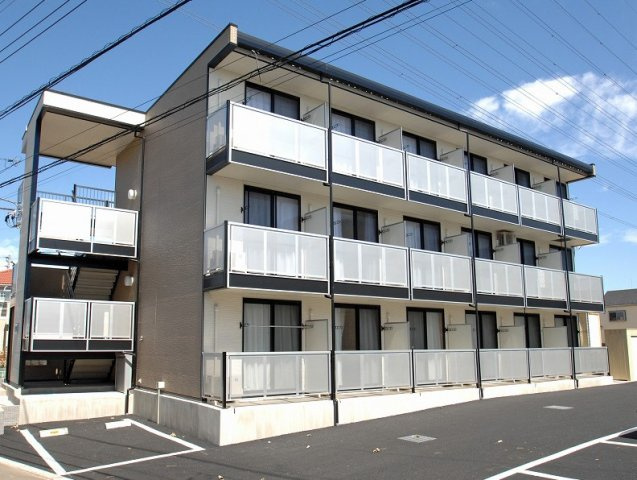 レオパレスＮｅｅｄｓの外観