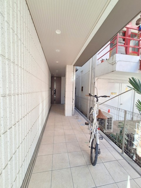 ＲＩＶＩＥＲＥ　ＷＥＳＴ　リヴィエールウエストのエントランス|★自転車駐輪スペース★