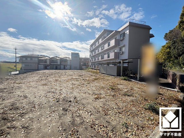 尼崎市東園田町1丁目　3期の外観|東園田町3期全4棟の1号棟です。区画それぞれ間取りが違うので、ライフスタイルに合わせてご検討ください。