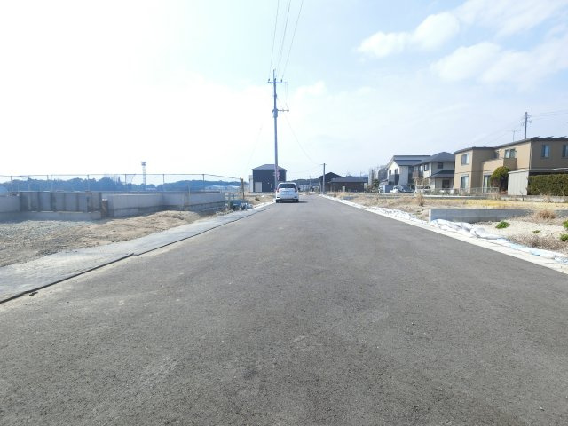 吉野ヶ里町三津６期の前面道路含む現地写真
