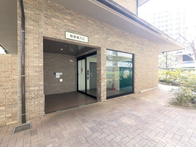【駐車場】 | パロス・リバーコート博多弍番館 | 敷地内駐車場は豊富に空き区画があり、２台目のご契約も可能です♪