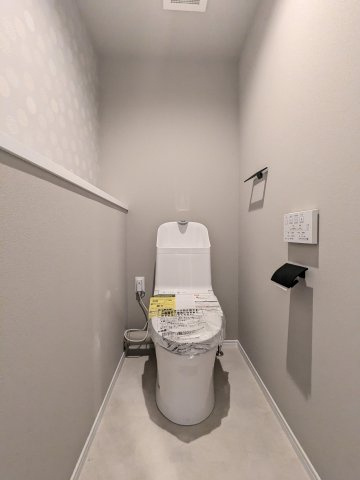 【トイレ】 | パロス・リバーコート博多弍番館 | 温水洗浄便座付きのトイレは新品なので安心してお使いいただけます♪