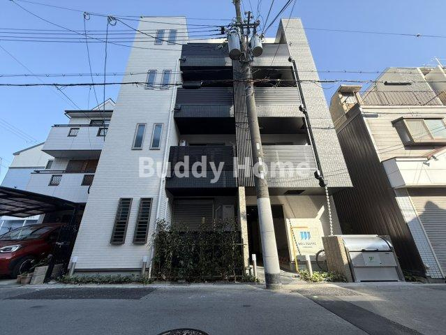 ウェルスクエア山坂の外観
