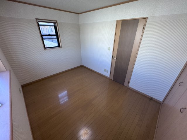 プラムハイツＢの居間・リビング|当社、チルホームのHPもご覧ください(^^)/物件情報多数♪