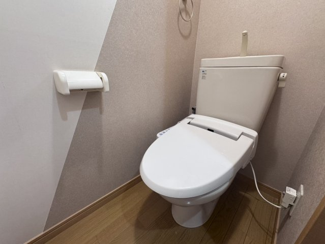 プラムハイツＢのトイレ|当社、チルホームのHPもご覧ください(^^)/物件情報多数♪