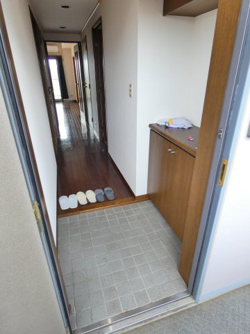【玄関】 | シューズボックスのある玄関です