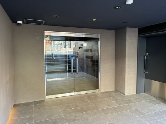 【エントランス】Ｌａ　Ｐｅｒｌａ　桜新町