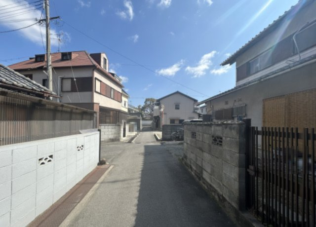 岸和田市三田町　土地の前面道路含む現地写真|前面道路①
