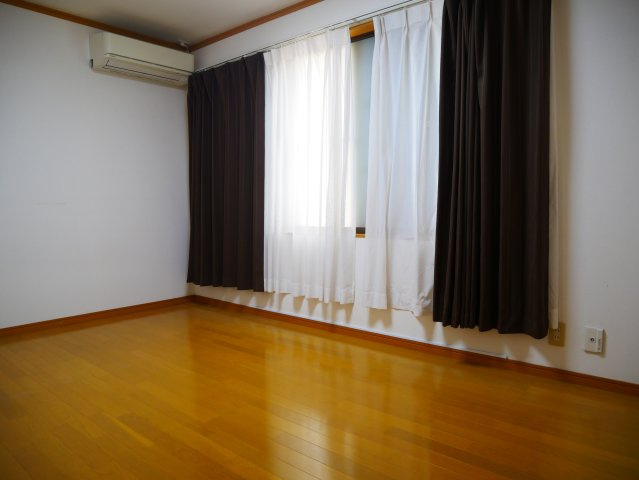 【寝室】 | 丸山通貸家