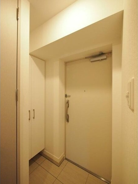 ステージグランデ山王の玄関