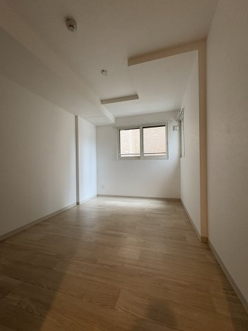 【洋室】ラディア山鼻 