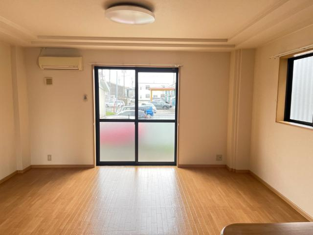 ルミエールの居間・リビング|リビング