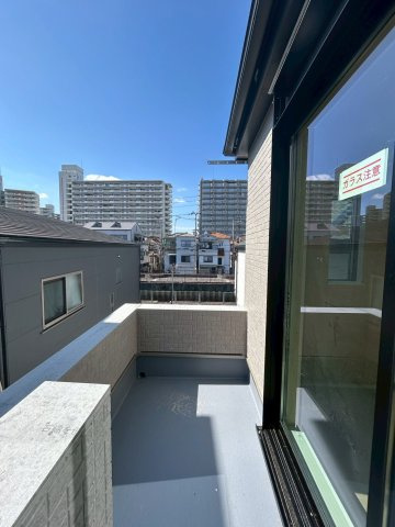 大阪市鶴見区中茶屋1丁目　B号棟のバルコニー
