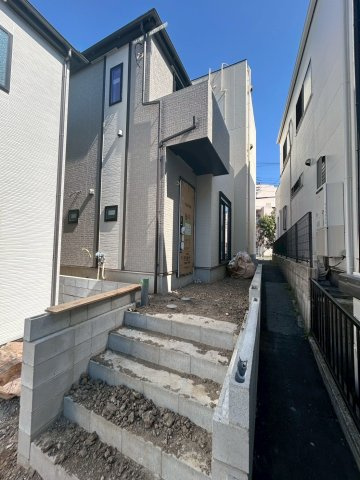 大阪市鶴見区中茶屋1丁目　B号棟の外観