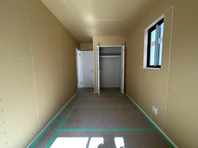 大阪市鶴見区中茶屋1丁目　B号棟の玄関