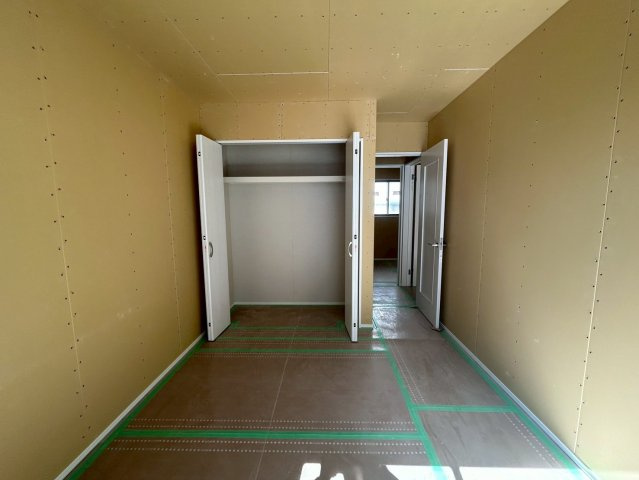 大阪市鶴見区中茶屋1丁目　B号棟の洋室